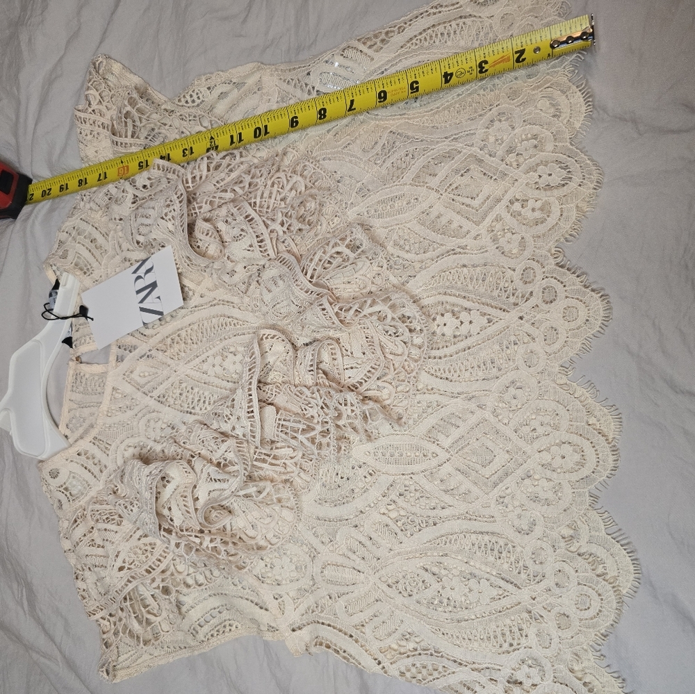 Zara Cream Lace Women's Top - Picture 6 of 6